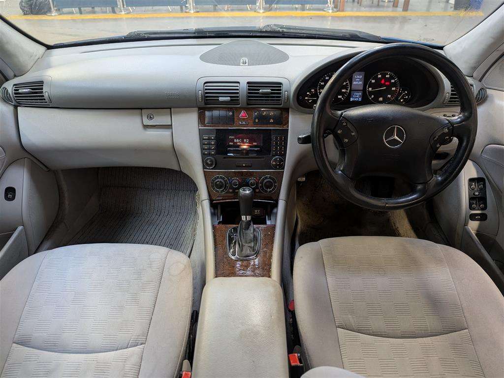 <p>2004 MERCEDES C180 KOMP. CLASSIC SE A</p>