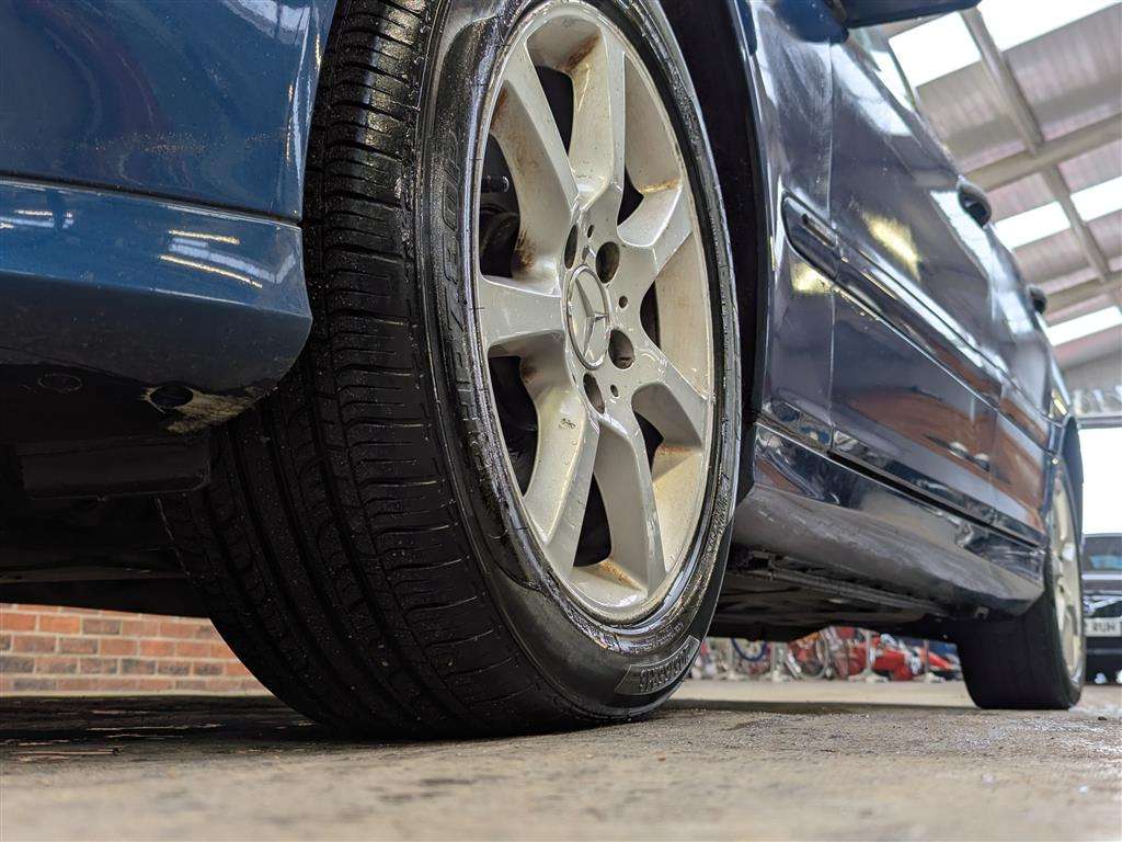 <p>2004 MERCEDES C180 KOMP. CLASSIC SE A</p>