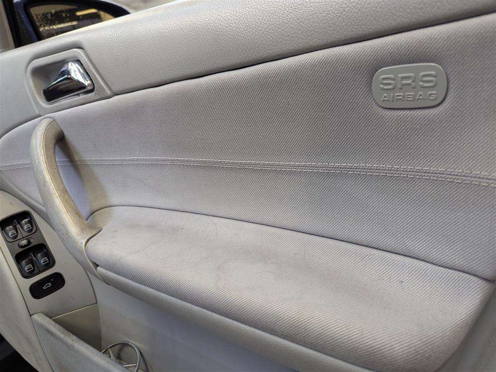 <p>2004 MERCEDES C180 KOMP. CLASSIC SE A</p>