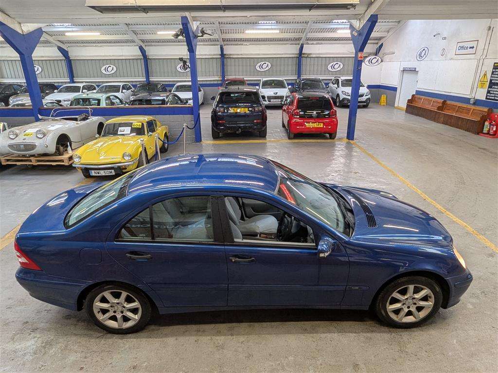 <p>2004 MERCEDES C180 KOMP. CLASSIC SE A</p>