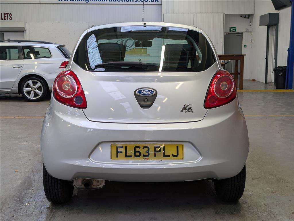 <p>2013 FORD KA STUDIO</p>