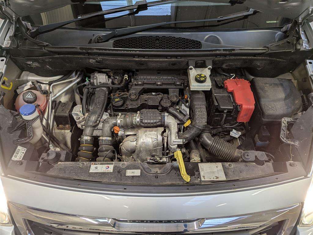 <p>2018 PEUGEOT PARTNER PROFESSION L1 BLU</p>