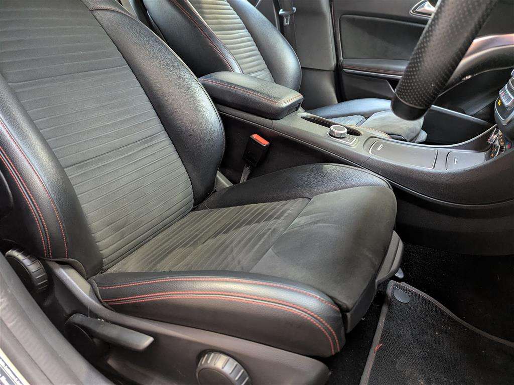 <p>2019 MERCEDES-BENZ CLA 180 AMG LINE EDITION</p>