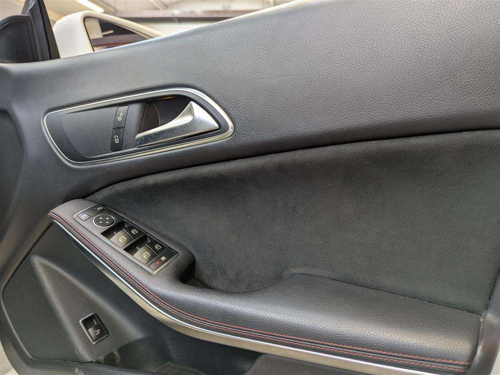 <p>2019 MERCEDES-BENZ CLA 180 AMG LINE EDITION</p>