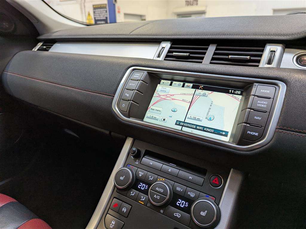 <p>2014 LAND ROVER RANGE ROVER EVOQUE DYNAMI</p>