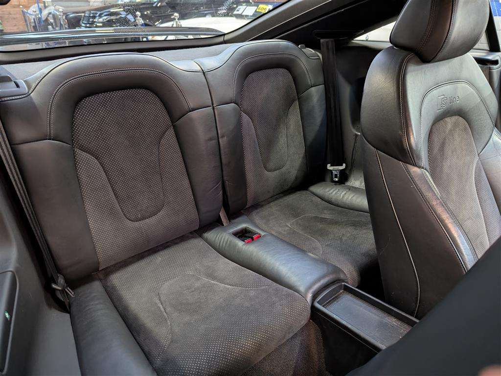 <p>2013 AUDI TT BLACK EDITION AMPLIFIED TDI QUATTRO</p>