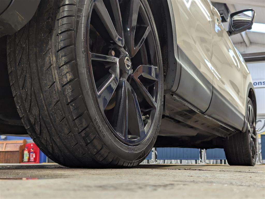 <p>2014 NISSAN QASHQAI TEKNA DCI CVT</p>