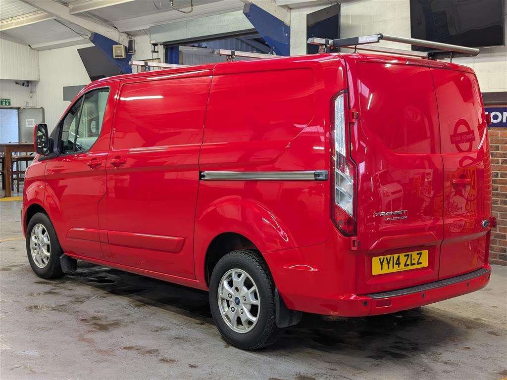 <p>2014 FORD TRANSIT CUSTOM 270 LTD E-</p>