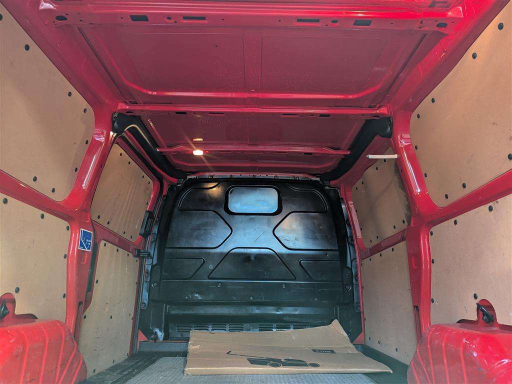 <p>2014 FORD TRANSIT CUSTOM 270 LTD E-</p>