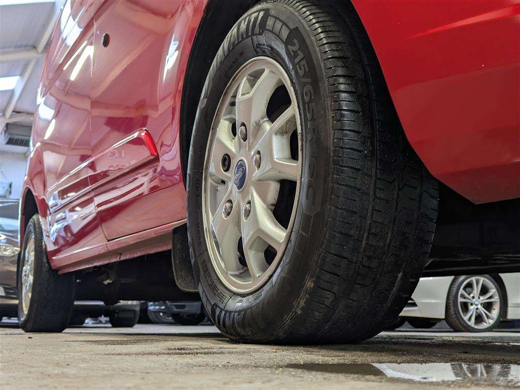 <p>2014 FORD TRANSIT CUSTOM 270 LTD E-</p>