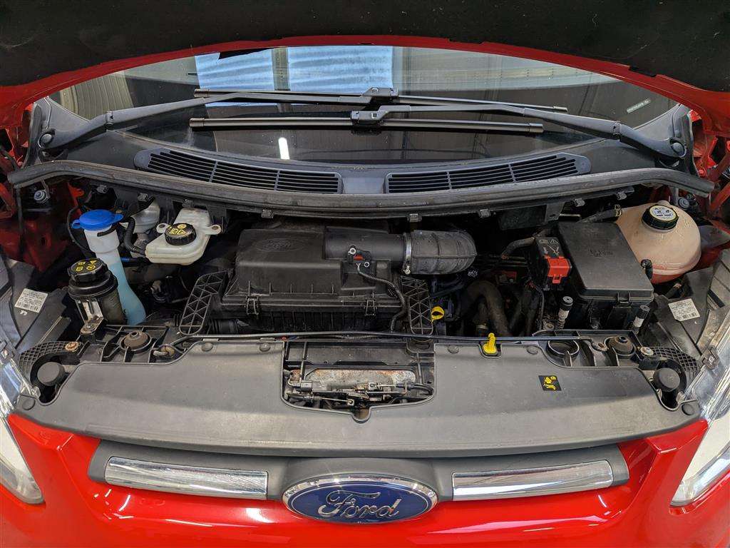 <p>2014 FORD TRANSIT CUSTOM 270 LTD E-</p>