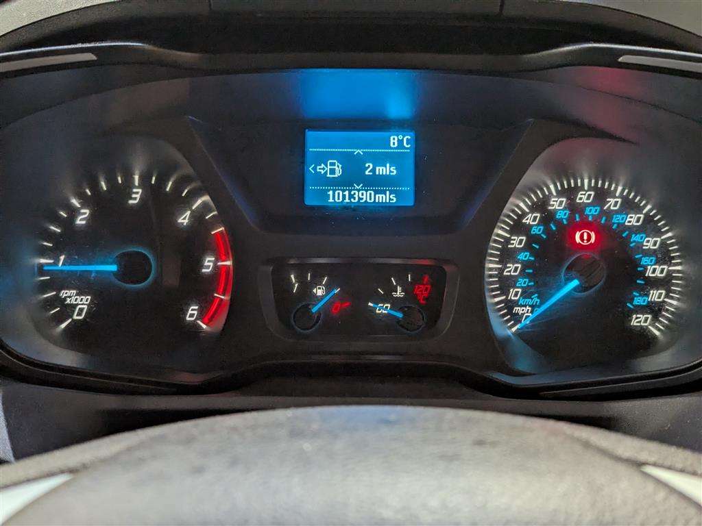 <p>2014 FORD TRANSIT CUSTOM 270 LTD E-</p>