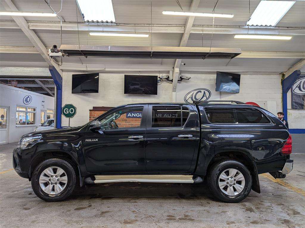 <p>2018 TOYOTA HILUX ICON D-4D 4WD DCB</p>