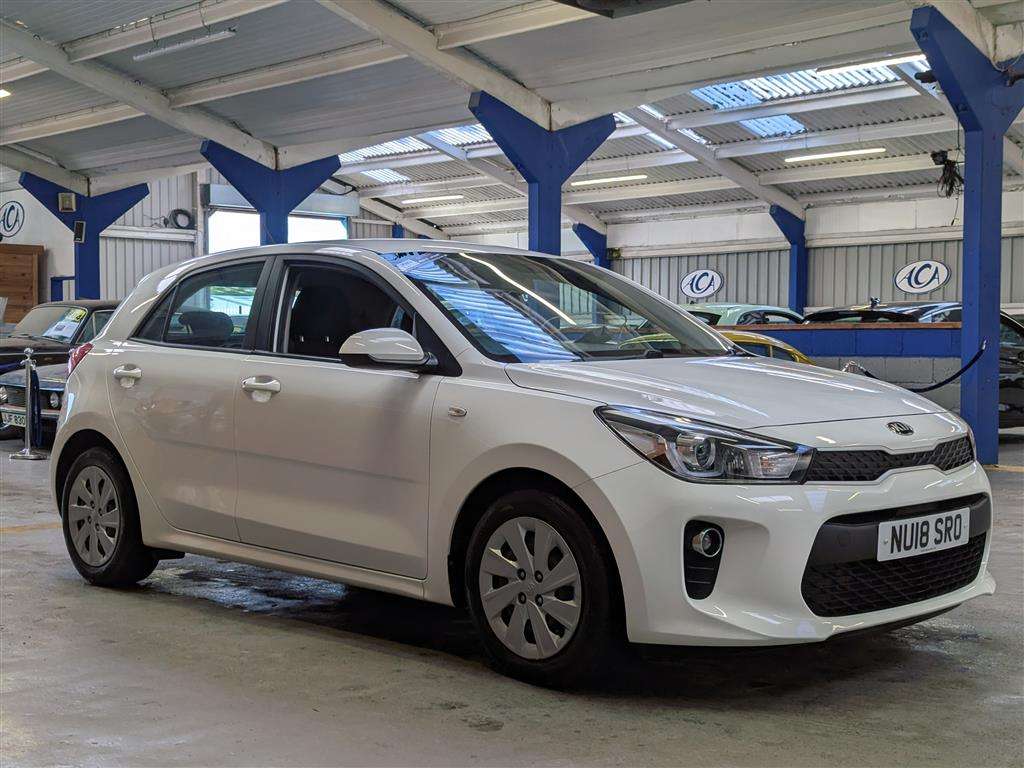 <p>2018 KIA RIO 1</p>