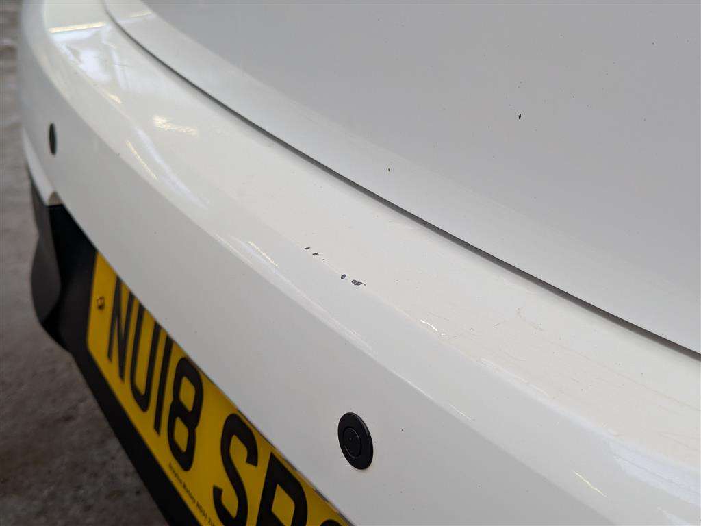 <p>2018 KIA RIO 1</p>