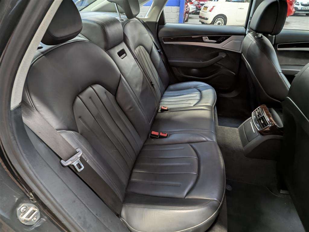 <p>2012 AUDI A8 SE EXEC TDI QUATTRO AUTO</p>