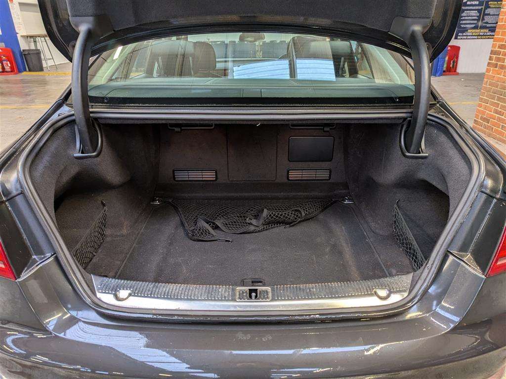 <p>2012 AUDI A8 SE EXEC TDI QUATTRO AUTO</p>