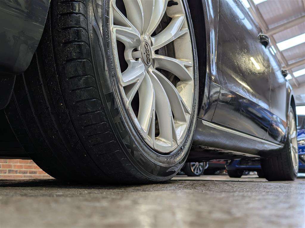 <p>2012 AUDI A8 SE EXEC TDI QUATTRO AUTO</p>