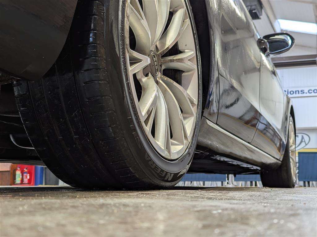 <p>2012 AUDI A8 SE EXEC TDI QUATTRO AUTO</p>