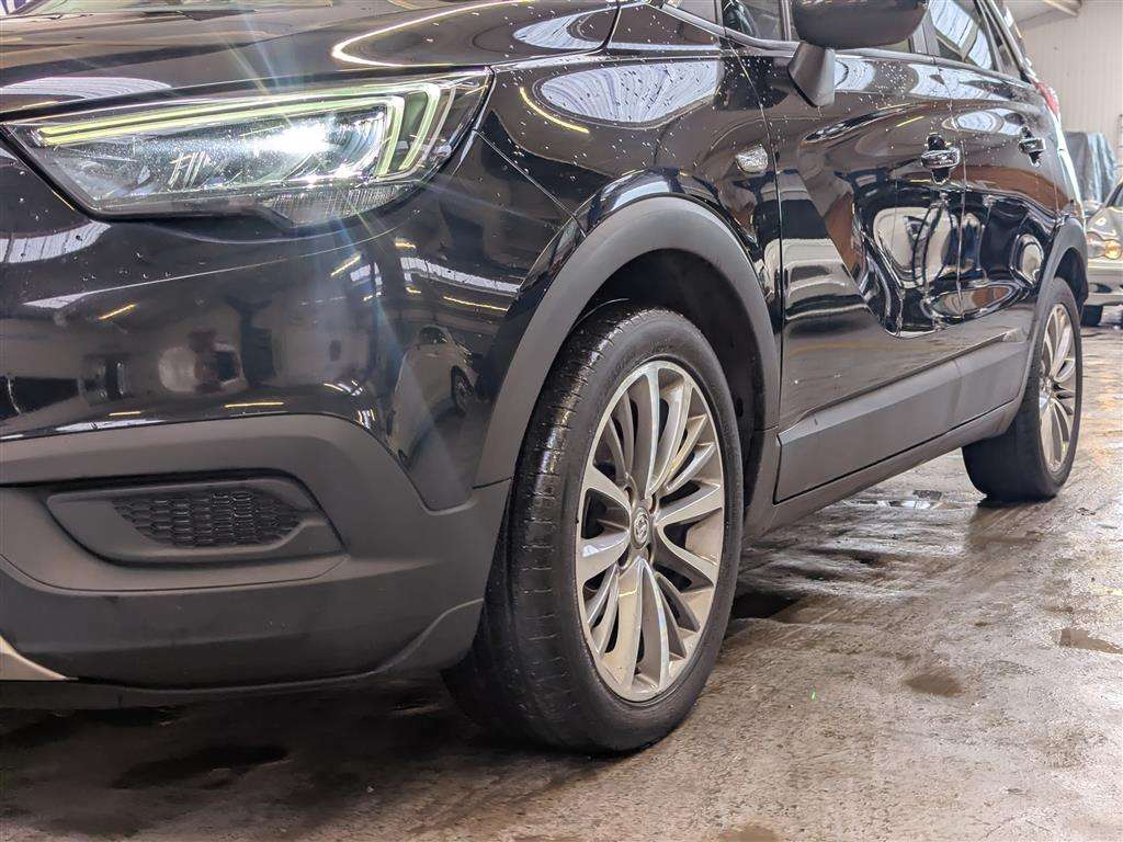 <p>2020 VAUXHALL CROSSLAND X GRIFFIN</p>