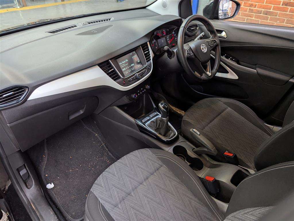 <p>2020 VAUXHALL CROSSLAND X GRIFFIN</p>