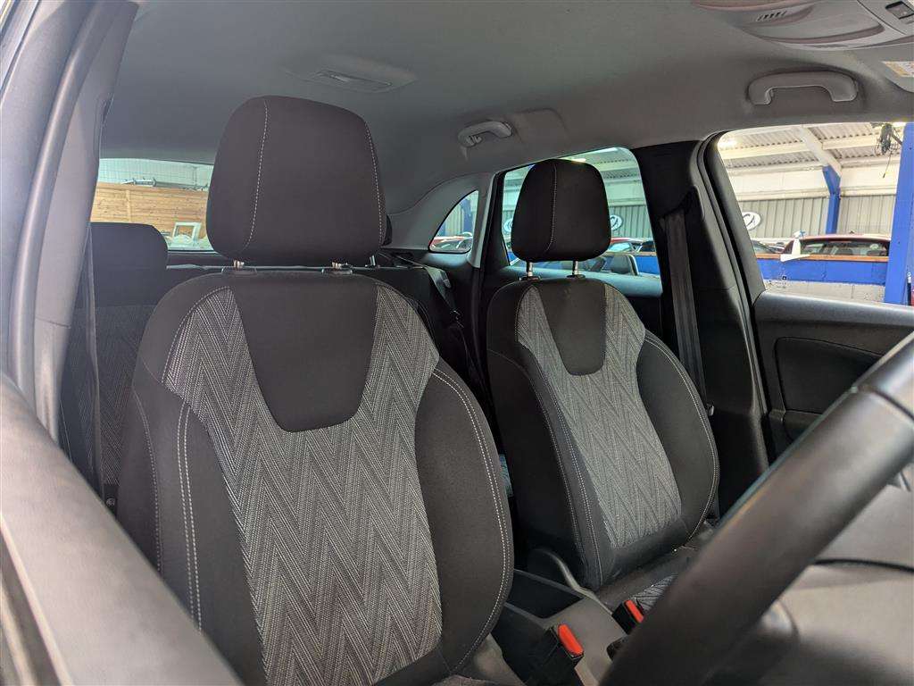 <p>2020 VAUXHALL CROSSLAND X GRIFFIN</p>