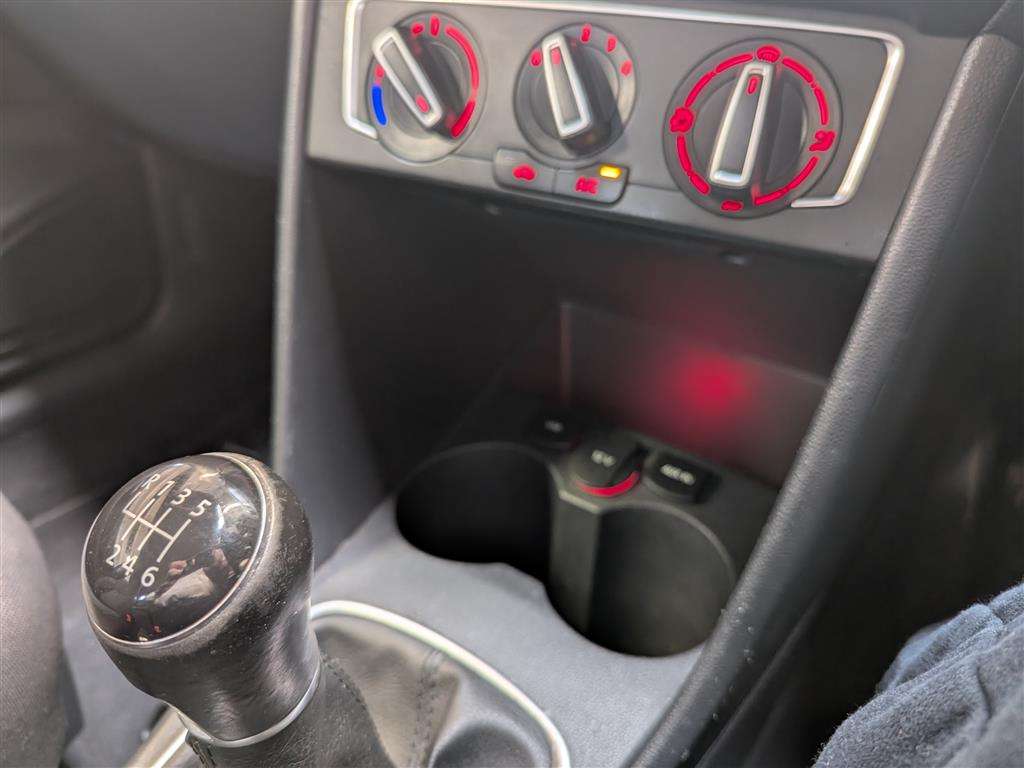 <p>2014 VOLKSWAGEN POLO SEL TSI</p>