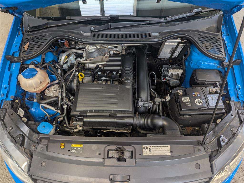 <p>2014 VOLKSWAGEN POLO SEL TSI</p>