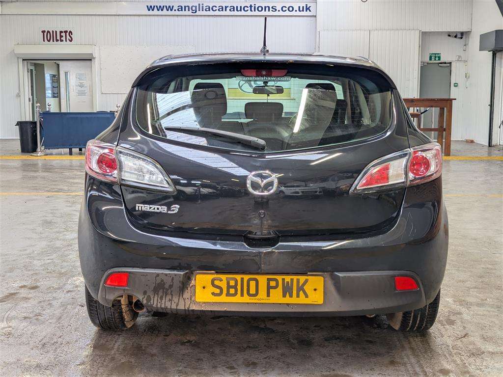 <p>2010 MAZDA 3 TS</p>