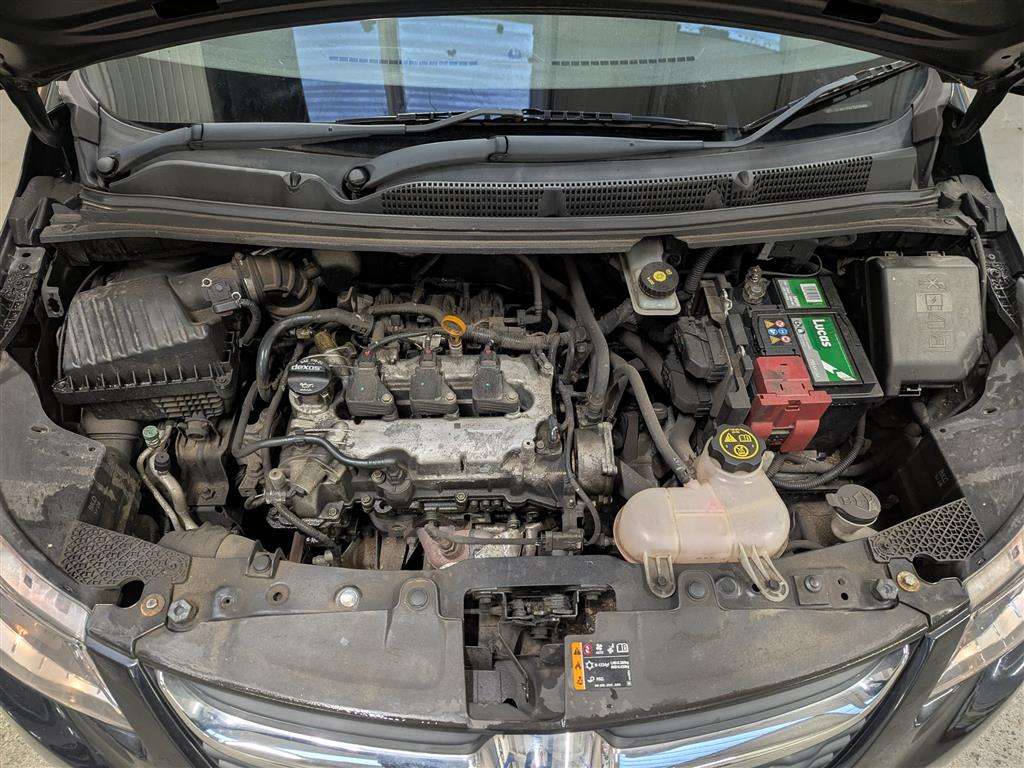 <p>2015 VAUXHALL VIVA SL</p>