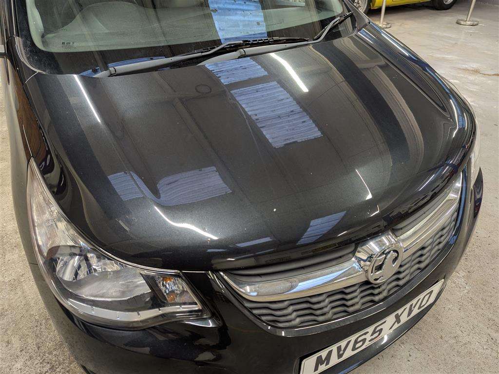 <p>2015 VAUXHALL VIVA SL</p>
