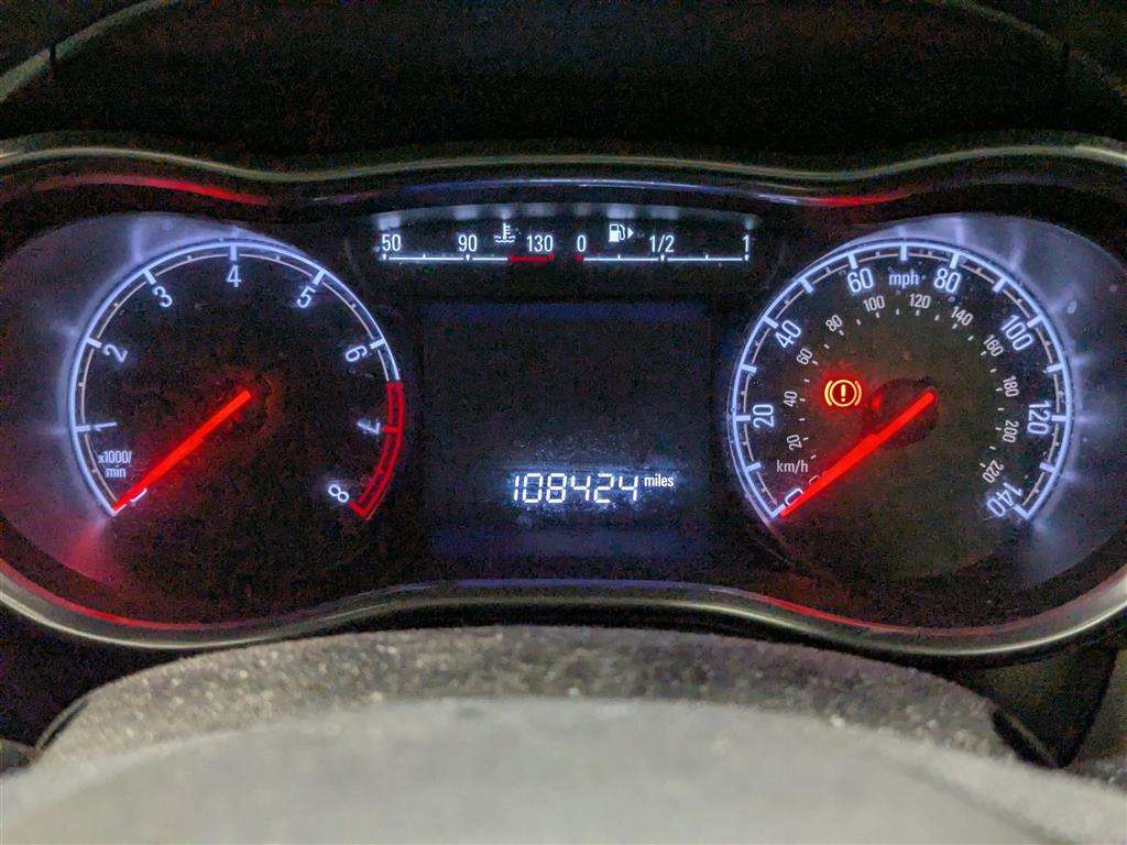 <p>2015 VAUXHALL VIVA SL</p>