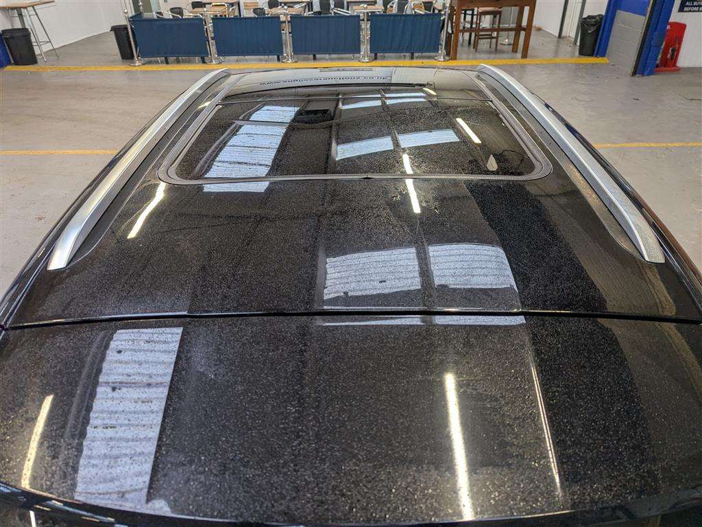 <p>2017 PEUGEOT 3008 GT LINE THP S/S AUTO</p>