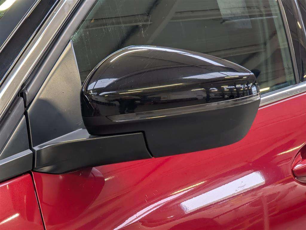 <p>2017 PEUGEOT 3008 GT LINE THP S/S AUTO</p>