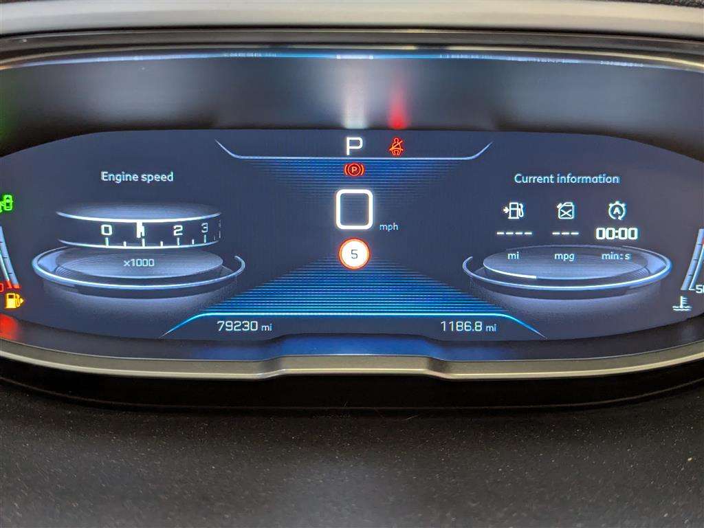 <p>2017 PEUGEOT 3008 GT LINE THP S/S AUTO</p>