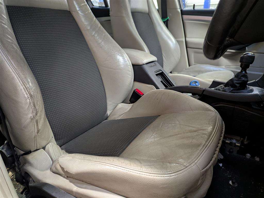 <p>2007 SAAB 9-3 VECTOR SPORT DTH</p>