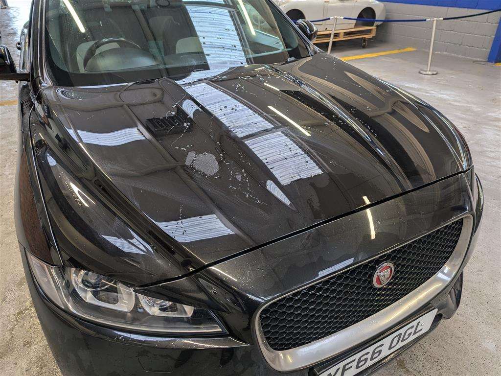<p>2016 JAGUAR F-PACE R-SPORT AWD D</p>