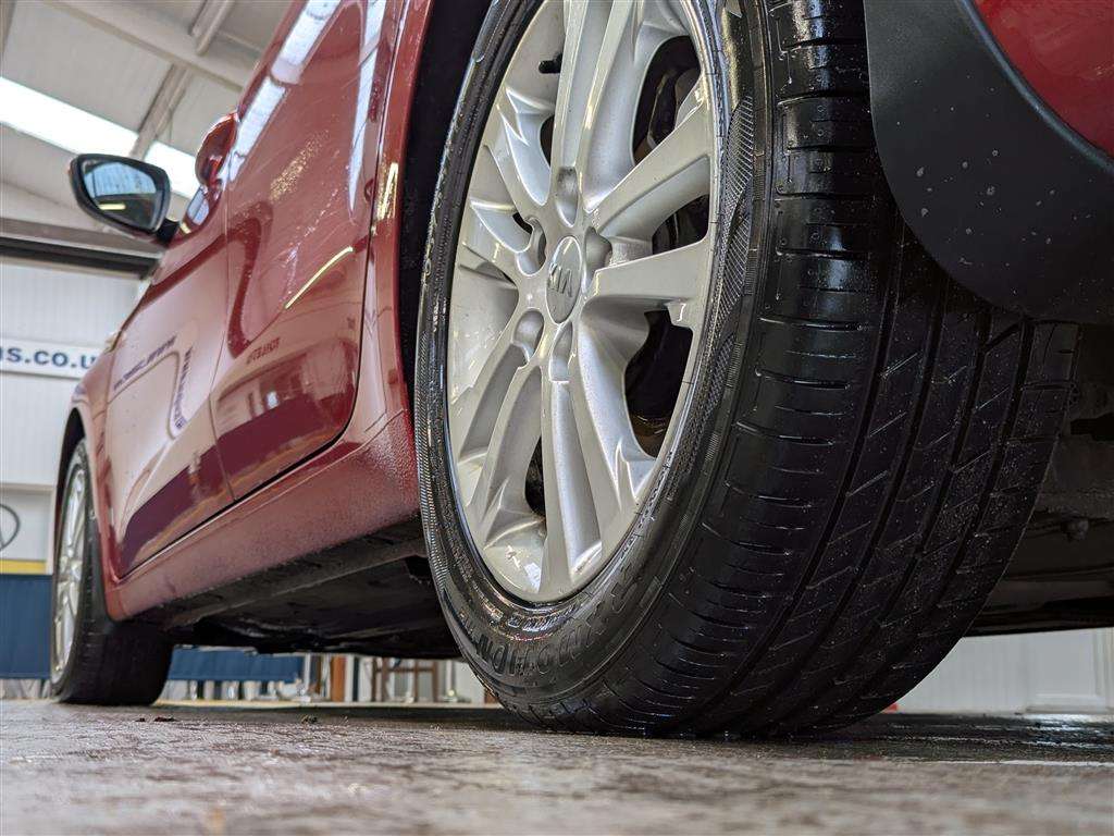 <p>2014 KIA CEED VR7 CRDI</p>