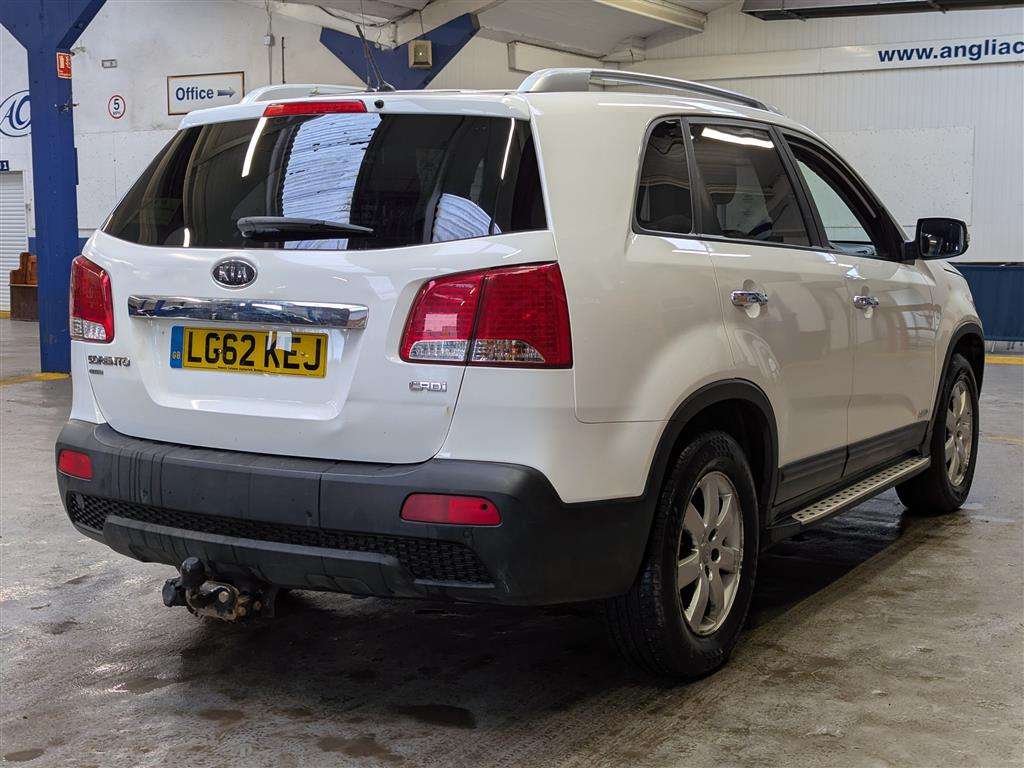 <p>2012 KIA SORENTO KX-2 CRDI 4X4 AUTO</p>