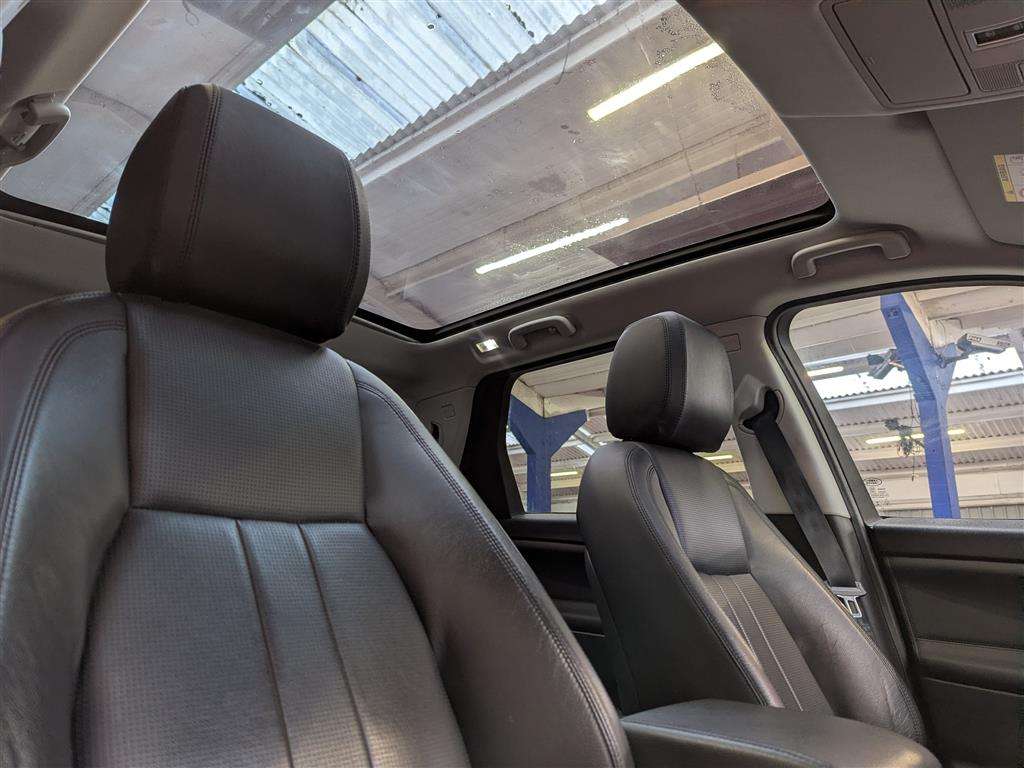 <p>2017 LAND ROVER DISCO-Y SPORT BLACK HSE T</p>