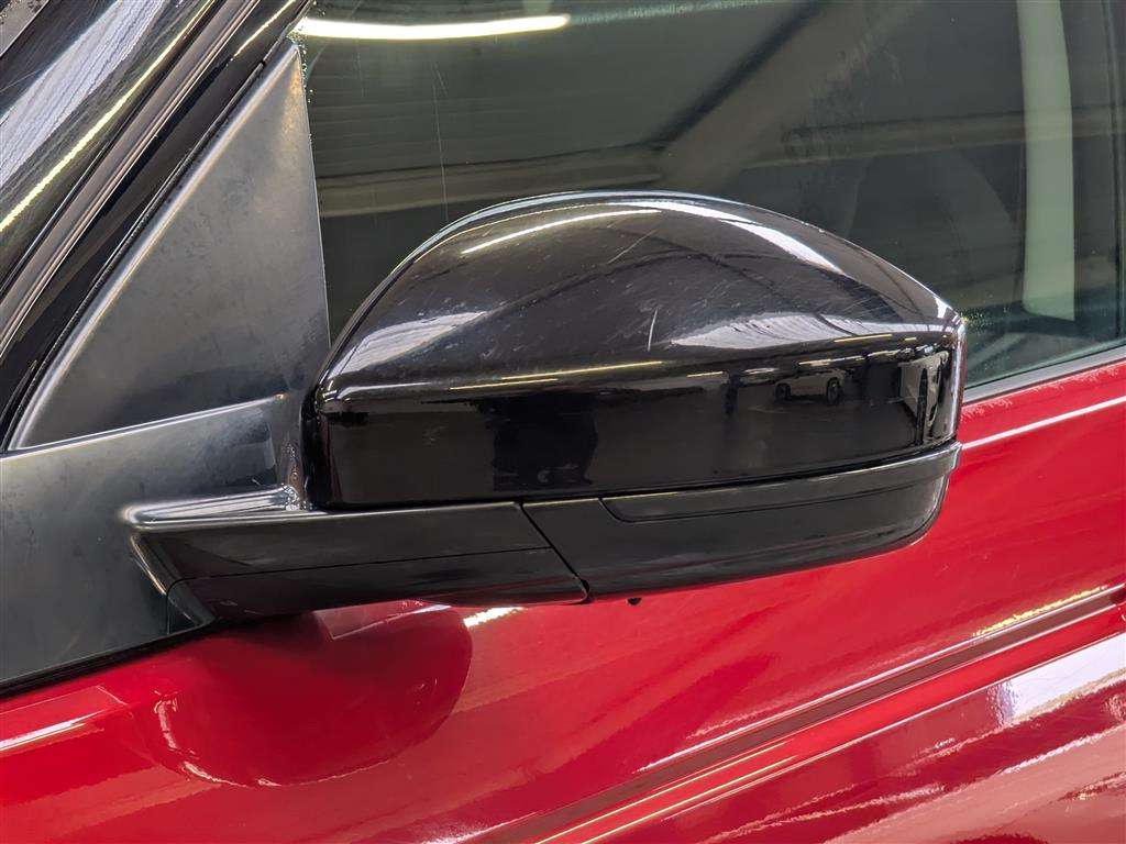 <p>2017 LAND ROVER DISCO-Y SPORT BLACK HSE T</p>