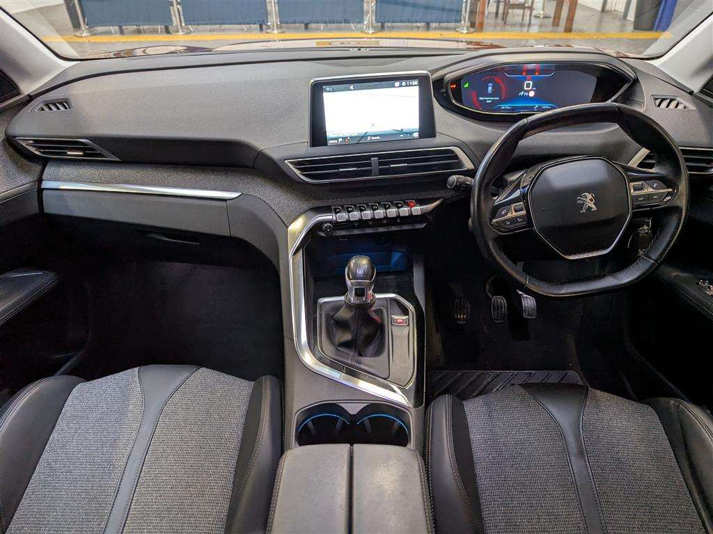 <p>2019 PEUGEOT 3008 ALLURE S/S</p>