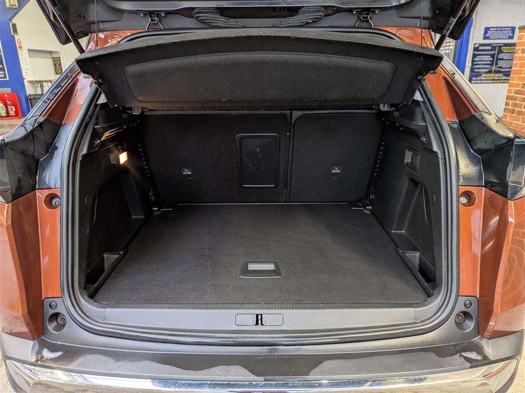 <p>2019 PEUGEOT 3008 ALLURE S/S</p>