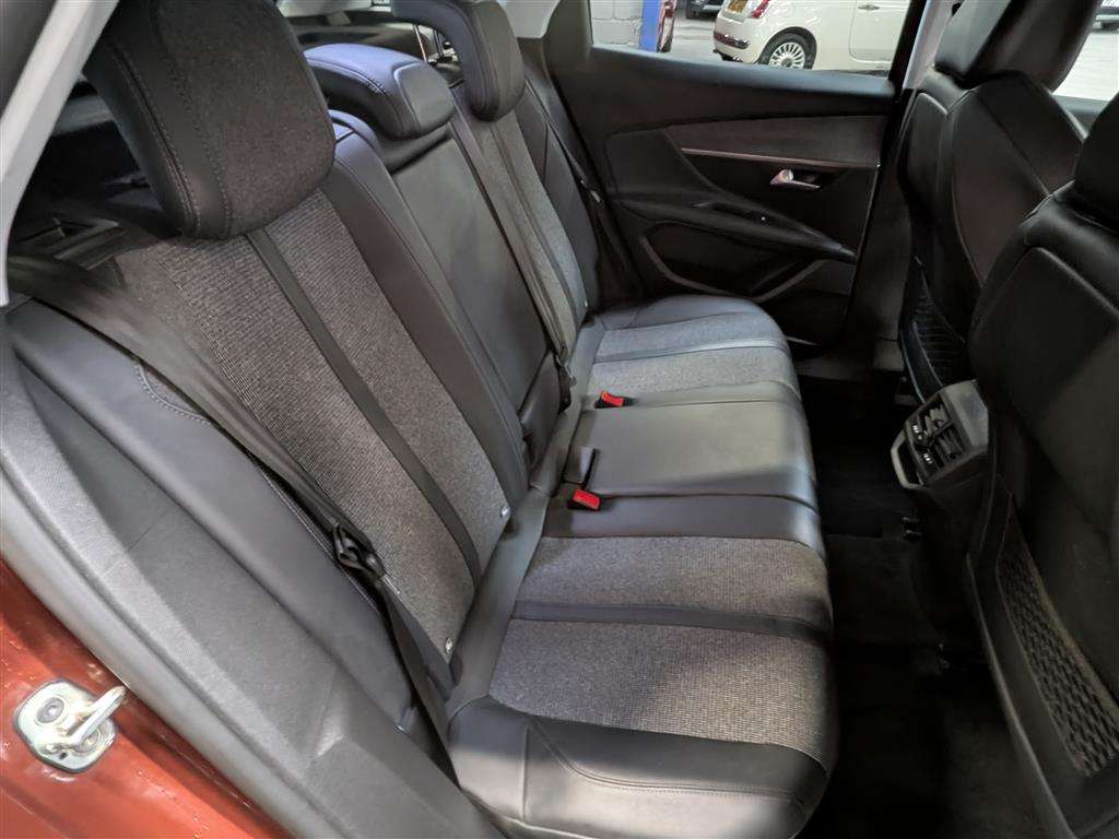 <p>2019 PEUGEOT 3008 ALLURE S/S</p>