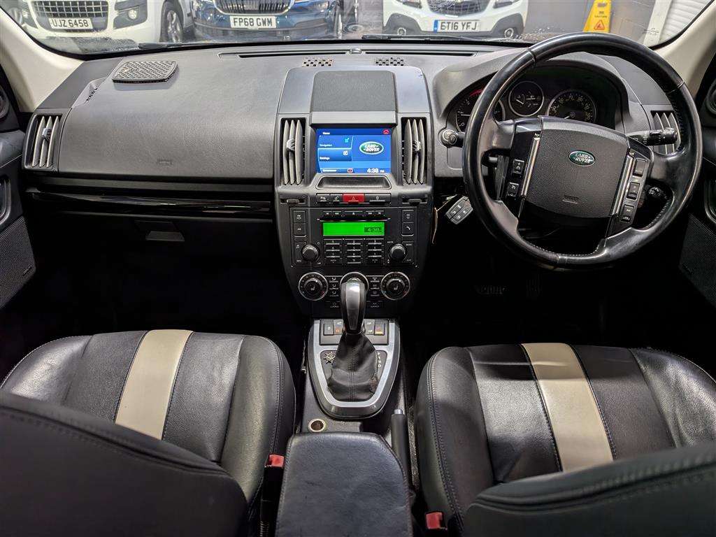 <p>2011 LAND ROVER FREELANDER SPORT LE SD4 A</p>