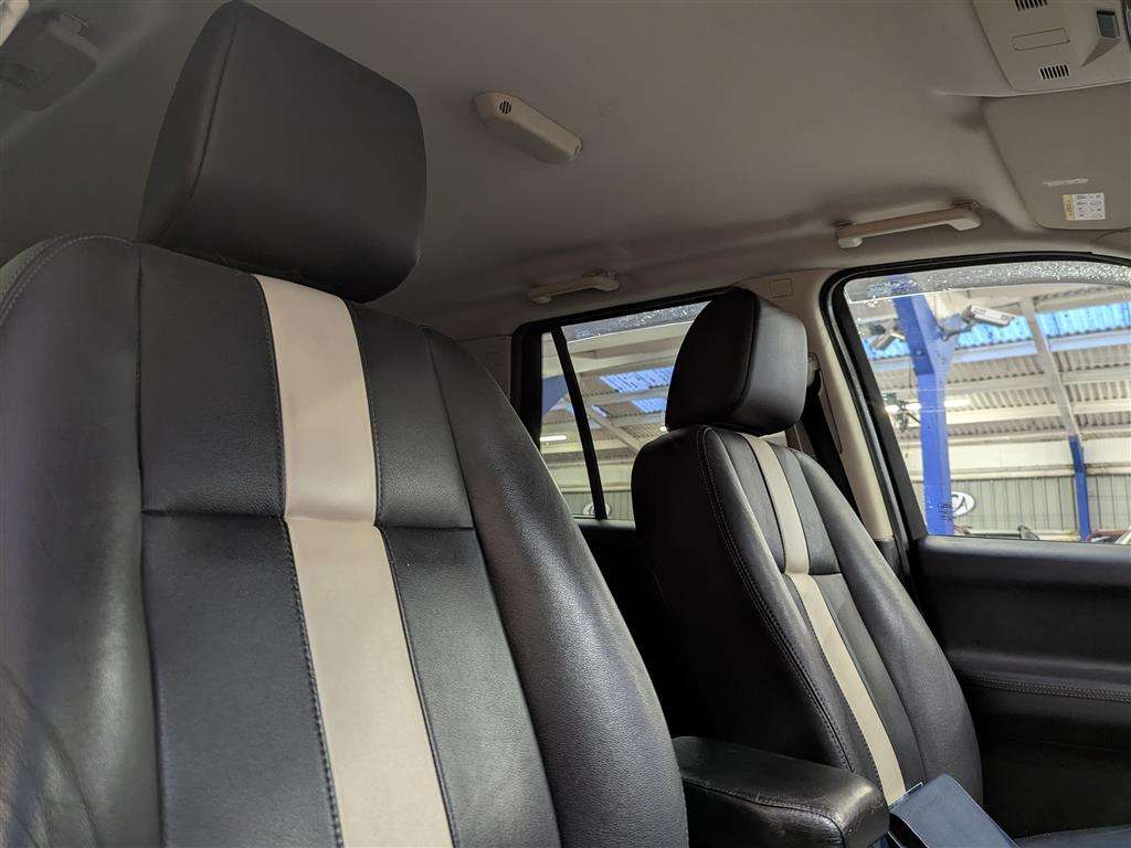 <p>2011 LAND ROVER FREELANDER SPORT LE SD4 A</p>