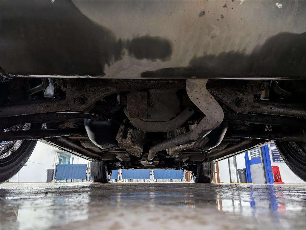 <p>2011 LAND ROVER FREELANDER SPORT LE SD4 A</p>