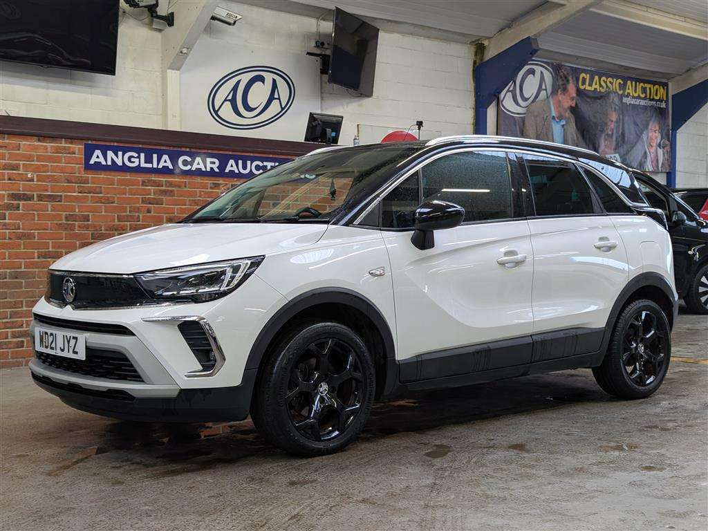 <p>2021 VAUXHALL CROSSLAND SRI NAV TURBO</p>