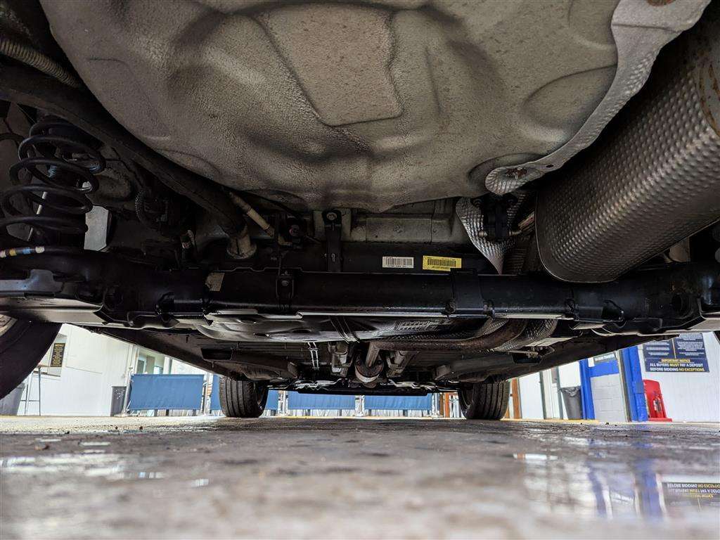 <p>2021 VAUXHALL CROSSLAND SRI NAV TURBO</p>