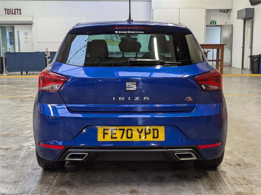 <p>2020 SEAT IBIZA FR TSI</p>